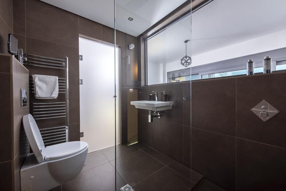 Photo of Bathroom in Palaio Tsifliki