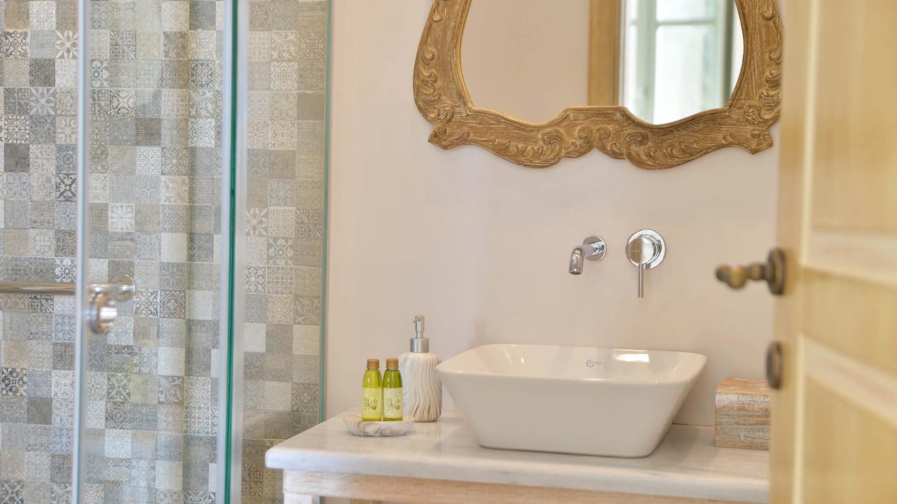 Photo of Bathroom in Karavostasi