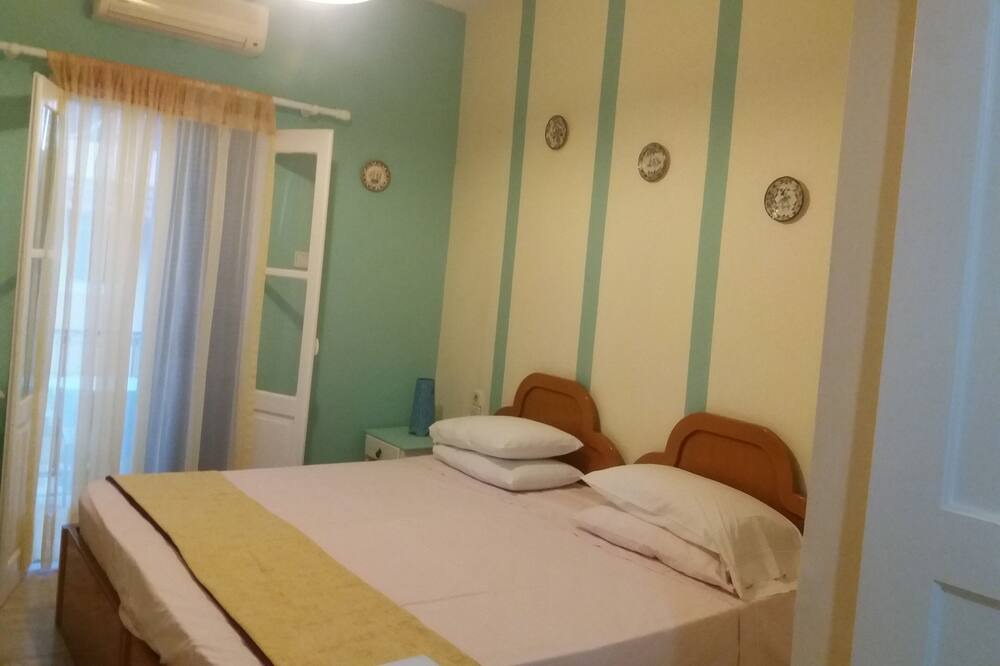 Photo of Bedroom in Panormos