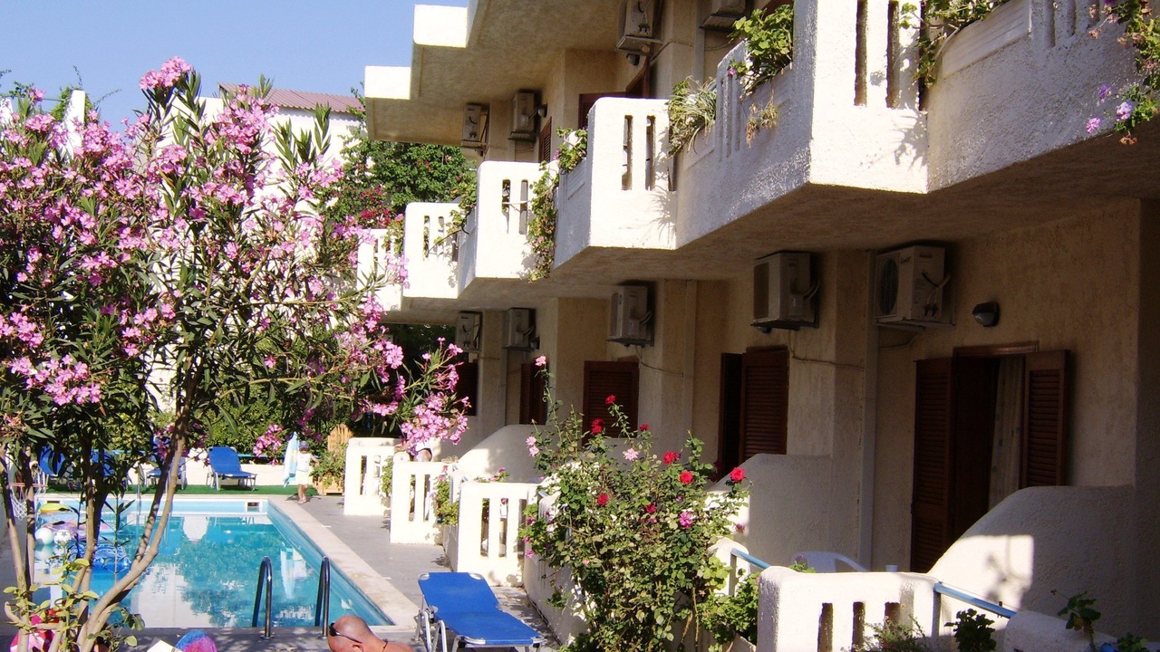 Photo of Outdoor in Platanes