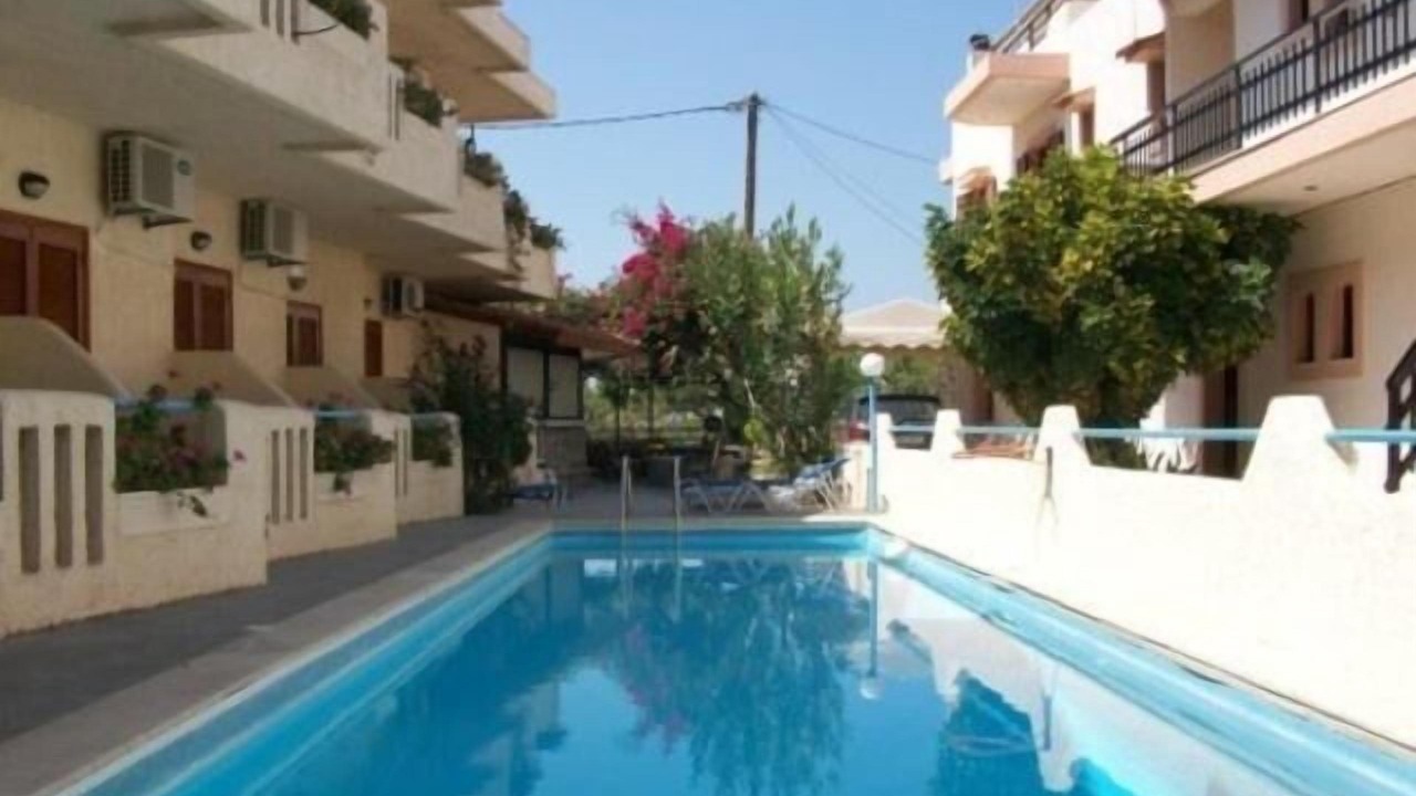 Photo of Outdoor in Platanes