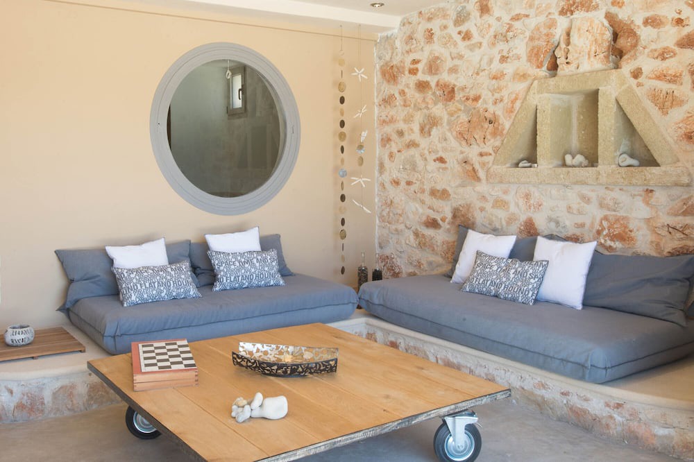 Photo of Livingroom in Pylos