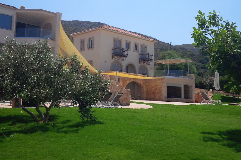 Photo of Outdoor in Pylos