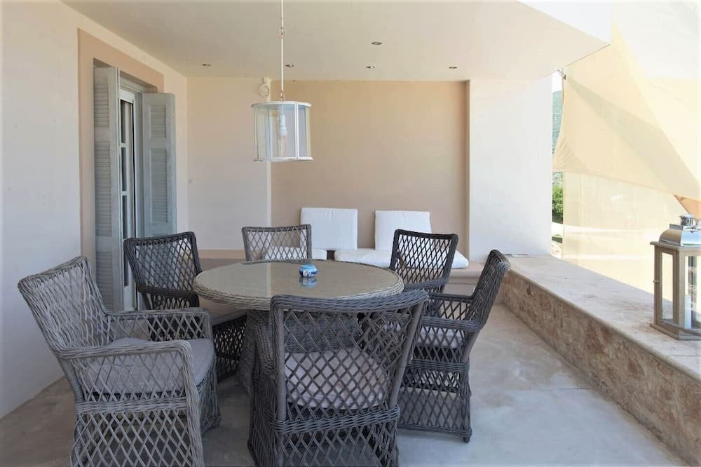 Photo of Patio Balcony in Pylos