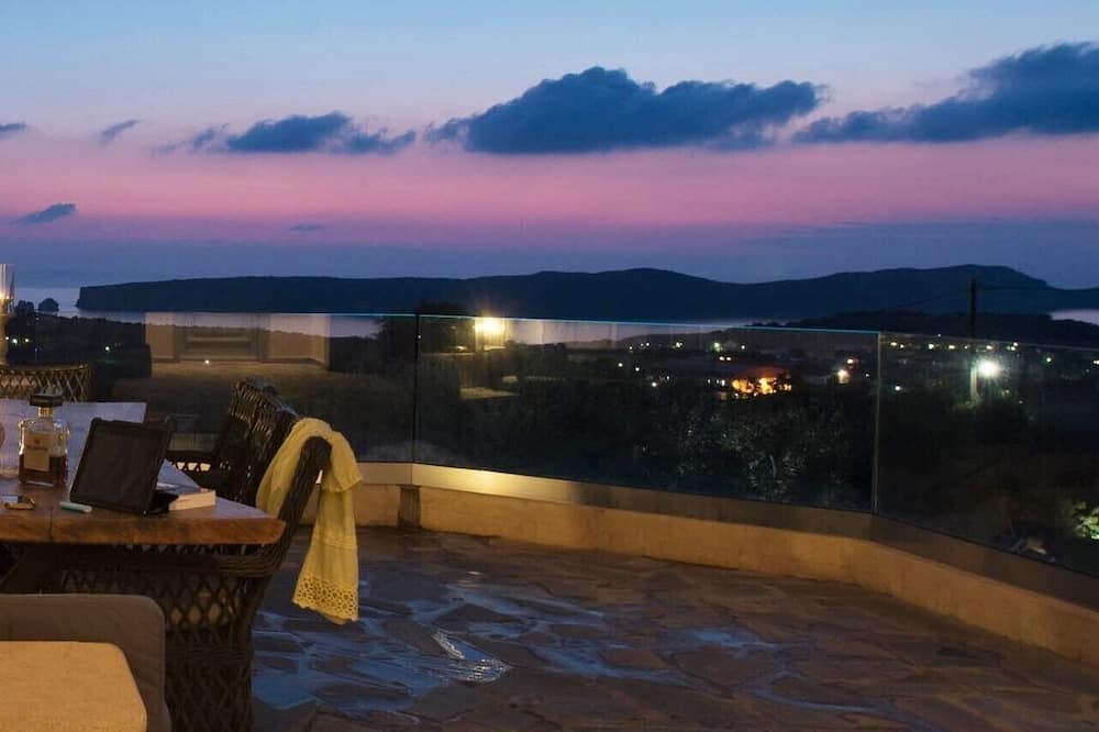 Photo of Patio Balcony in Pylos