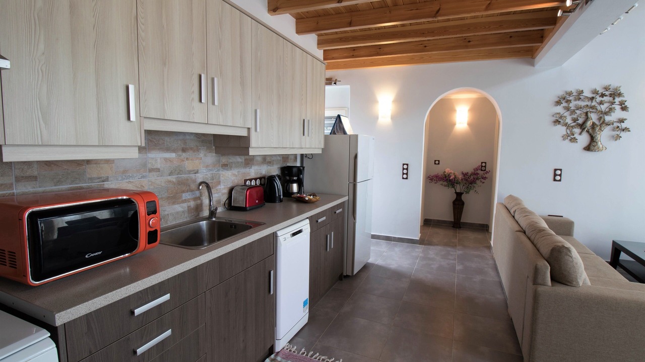 Photo of Kitchen in Agios Stefanos Avliotes