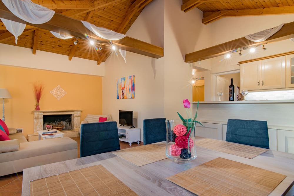 Photo of Livingroom in Pantokratoras