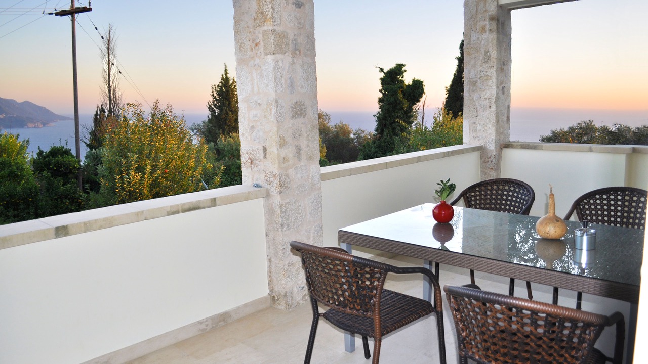 Photo of Patio Balcony in Pelekas
