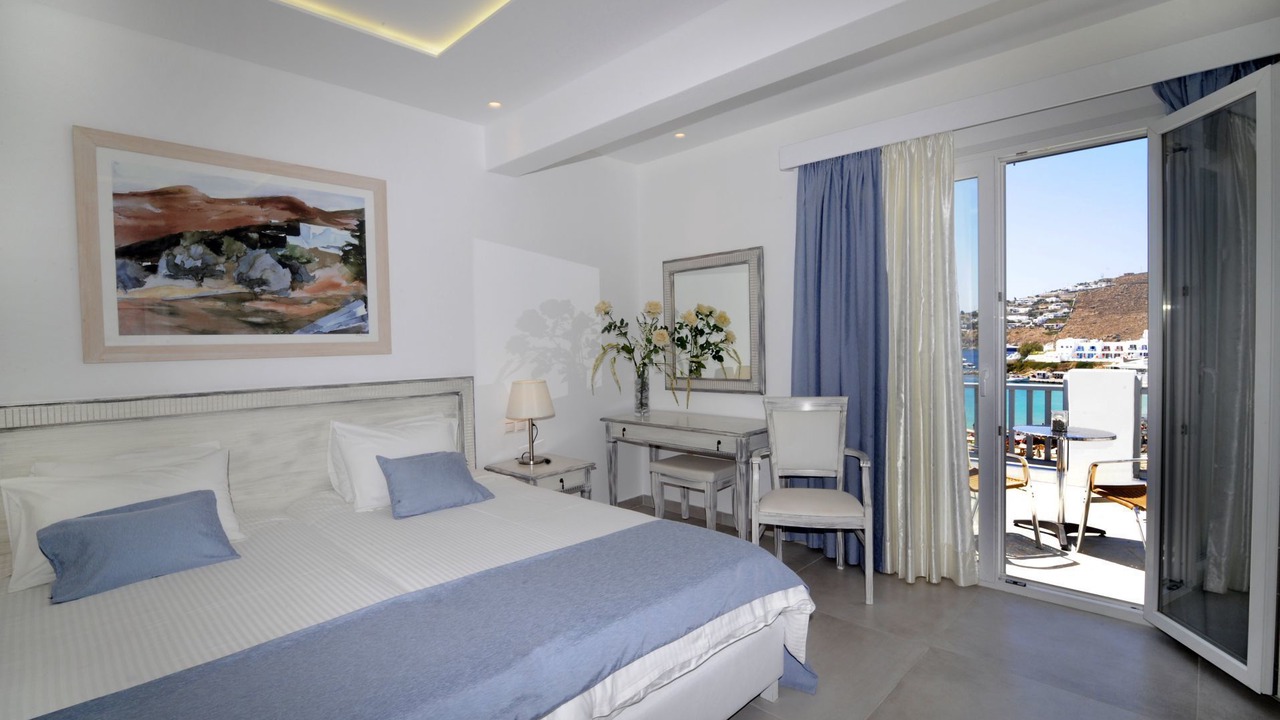 Photo of Bedroom in Platis Gialos