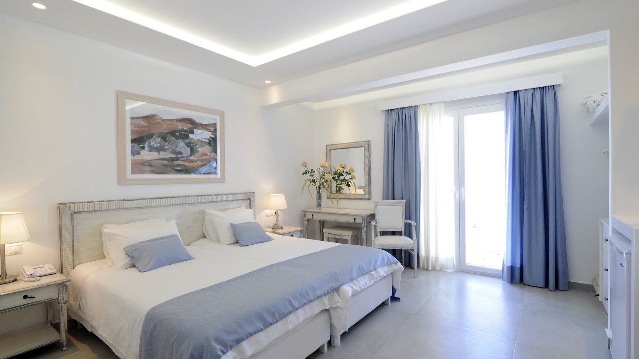 Photo of Bedroom in Platis Gialos