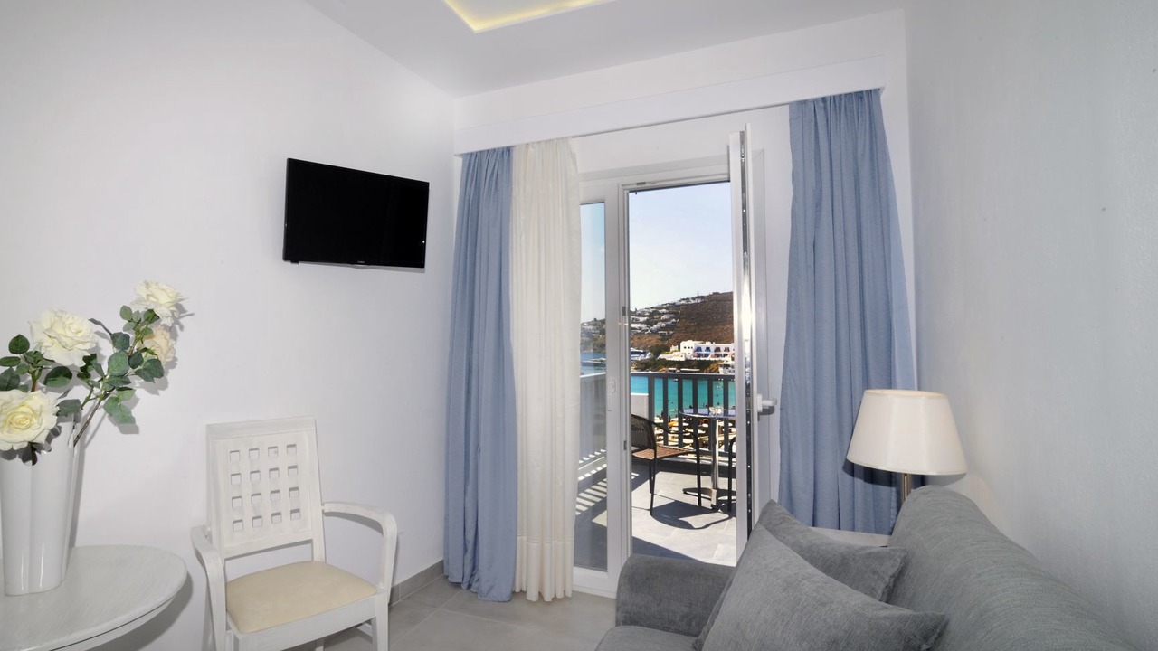Photo of Bedroom in Platis Gialos