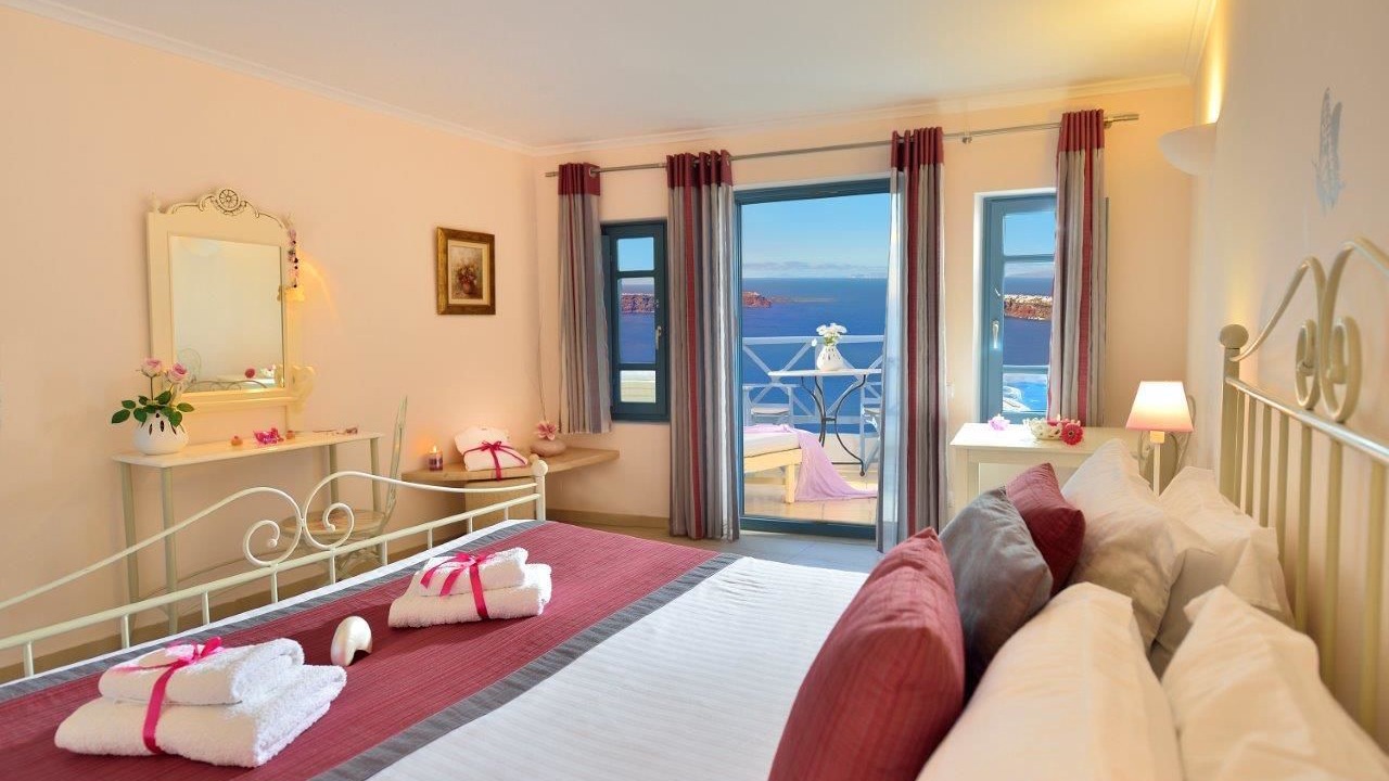 Photo of Bedroom in Imerovigli