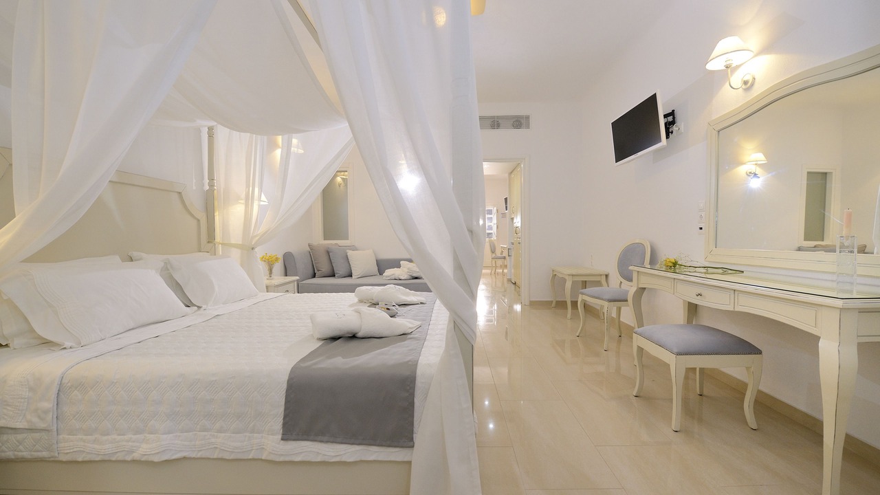 Photo of Bedroom in Platis Gialos
