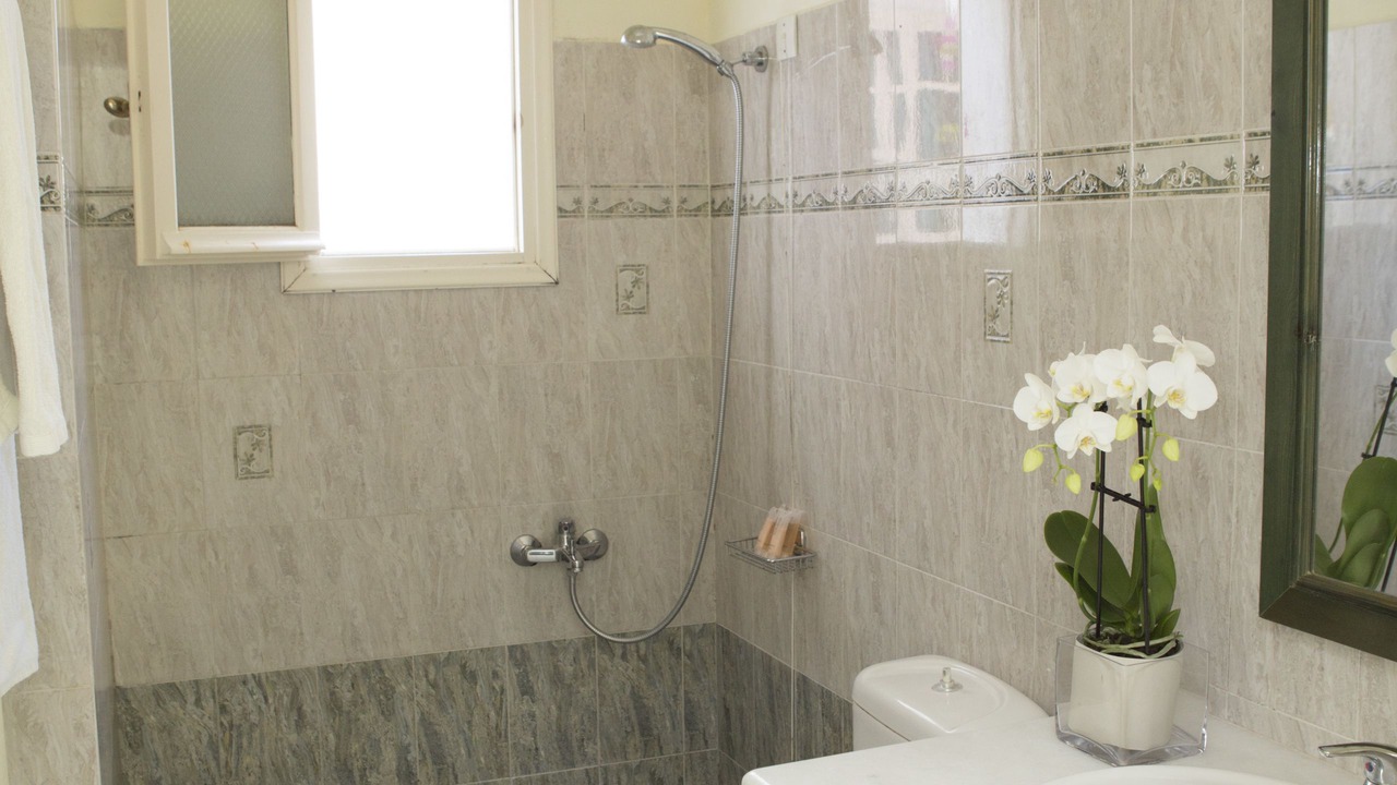 Photo of Bathroom in Imerovigli