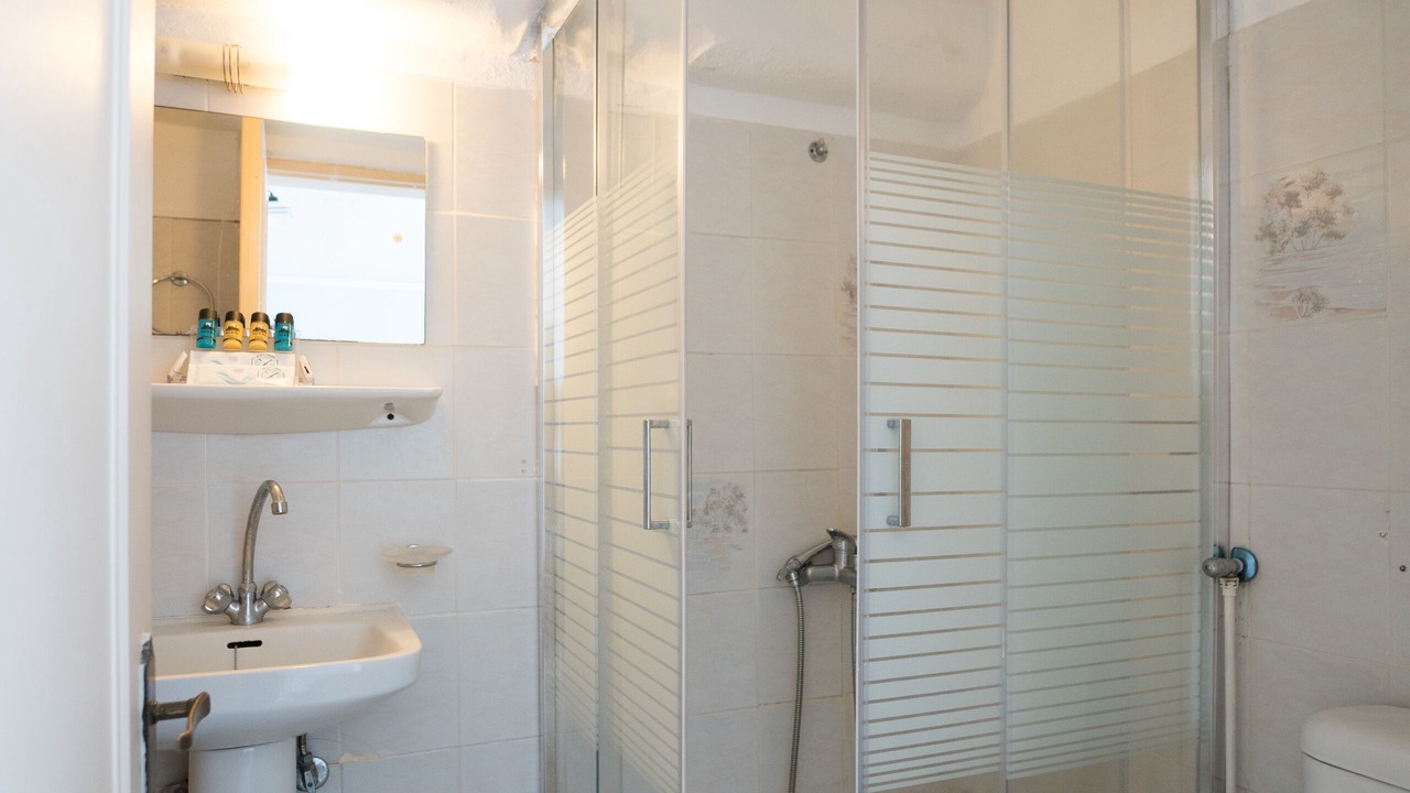 Photo of Bathroom in Lixouri