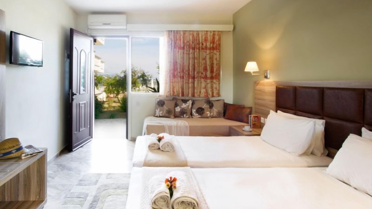 Photo of Bedroom in Skiathos Town