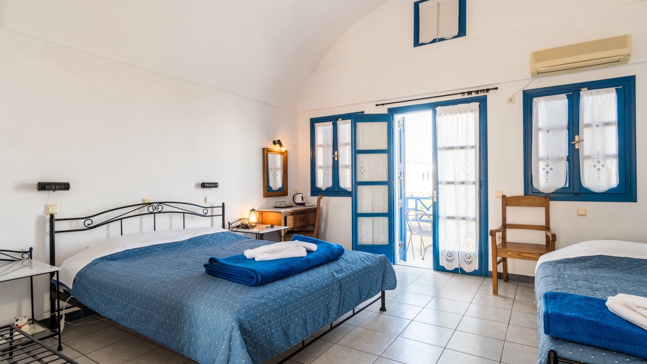 Photo of Bedroom in Perissa