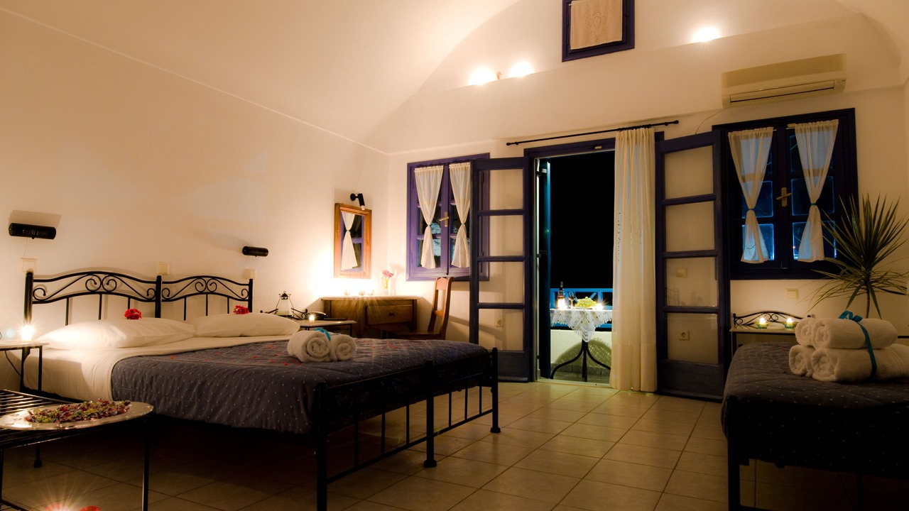 Photo of Bedroom in Perissa