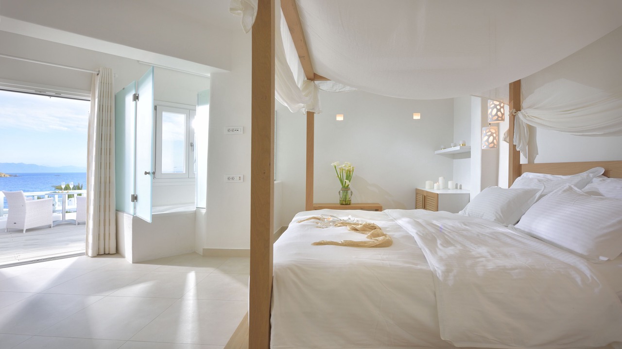 Photo of Bedroom in Platis Gialos