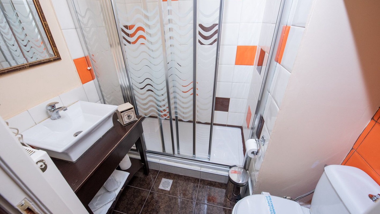 Photo of Bathroom in Makrynitsa