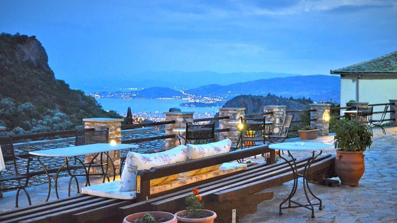 Photo of Patio Balcony in Makrynitsa