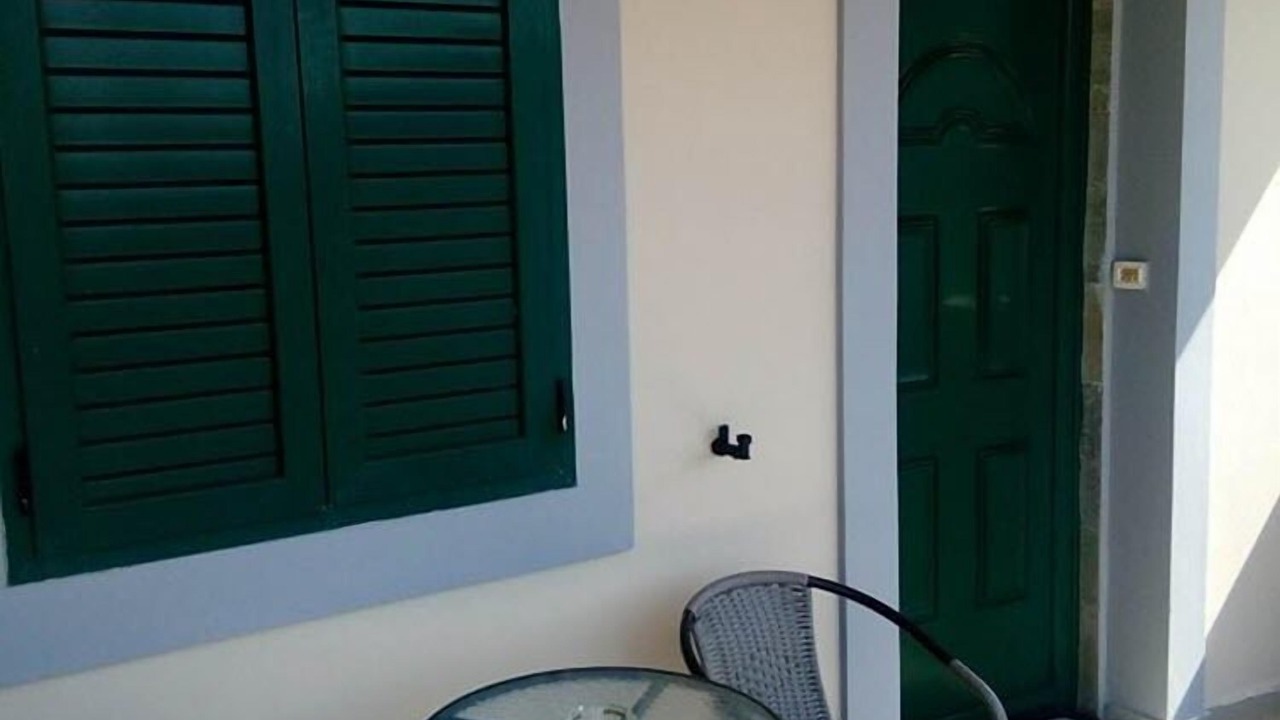 Photo of Patio Balcony in Dhrakata