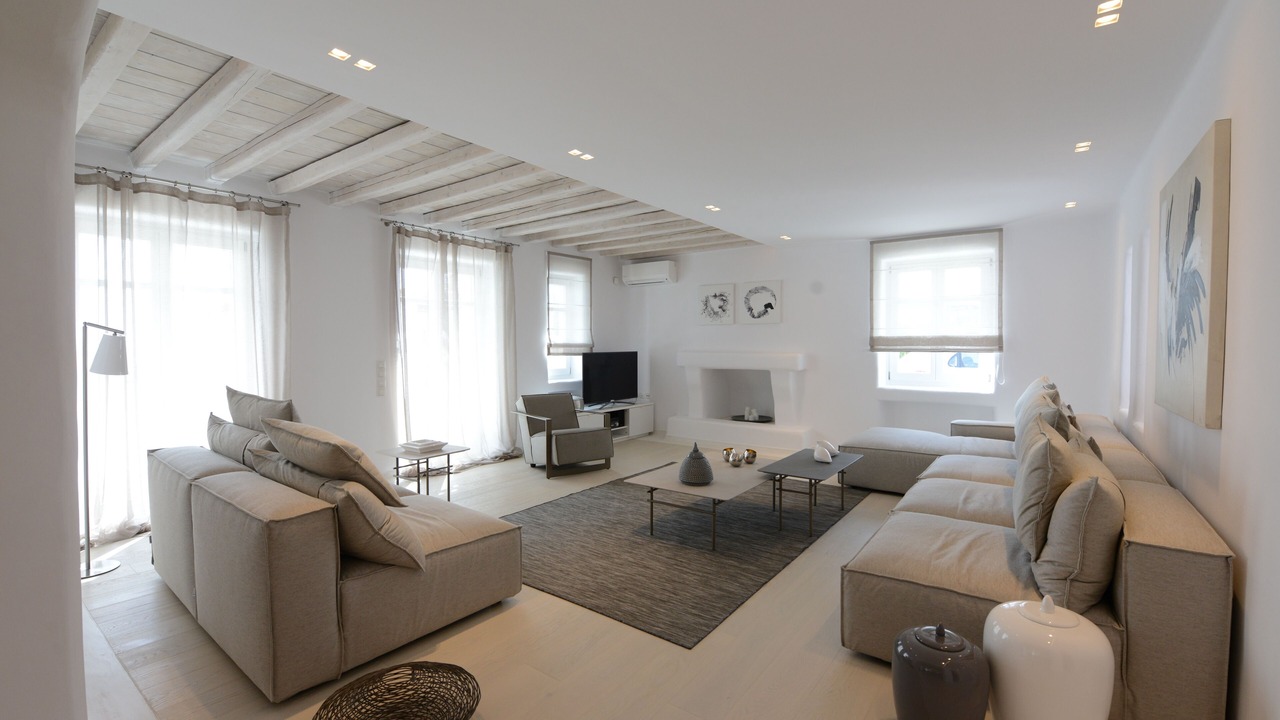 Photo of Livingroom in Tourlos