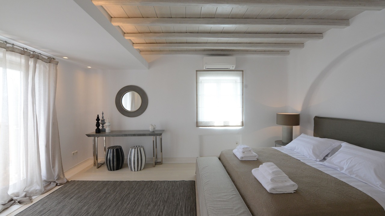Photo of Bedroom in Tourlos