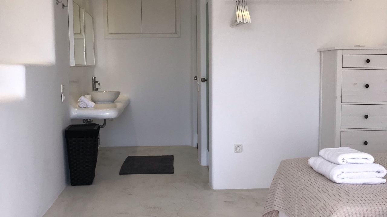 Photo of Bedroom in Houlakia