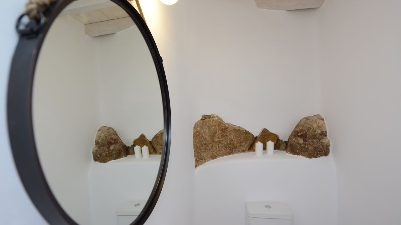 Photo of Bathroom in Psarou