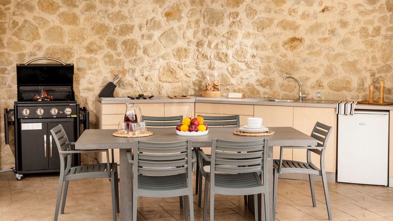 Photo of Outdoor in Perivolia