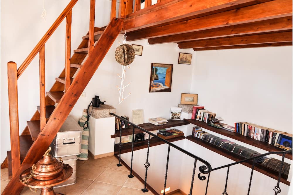 Photo of Livingroom in Hydra