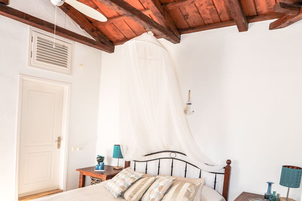 Photo of Bedroom in Hydra