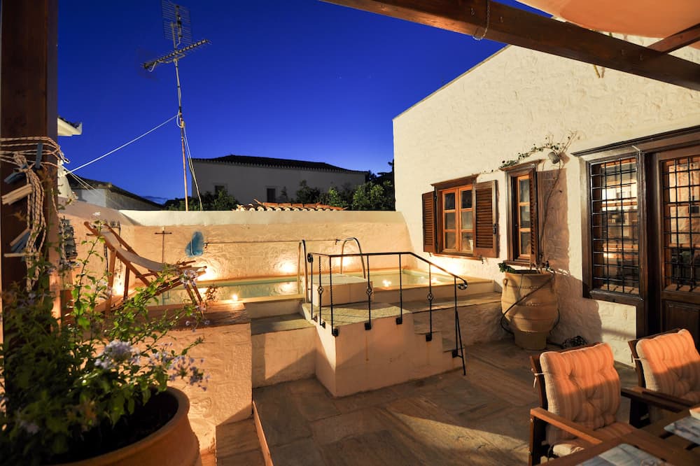 Photo of Patio Balcony in Hydra