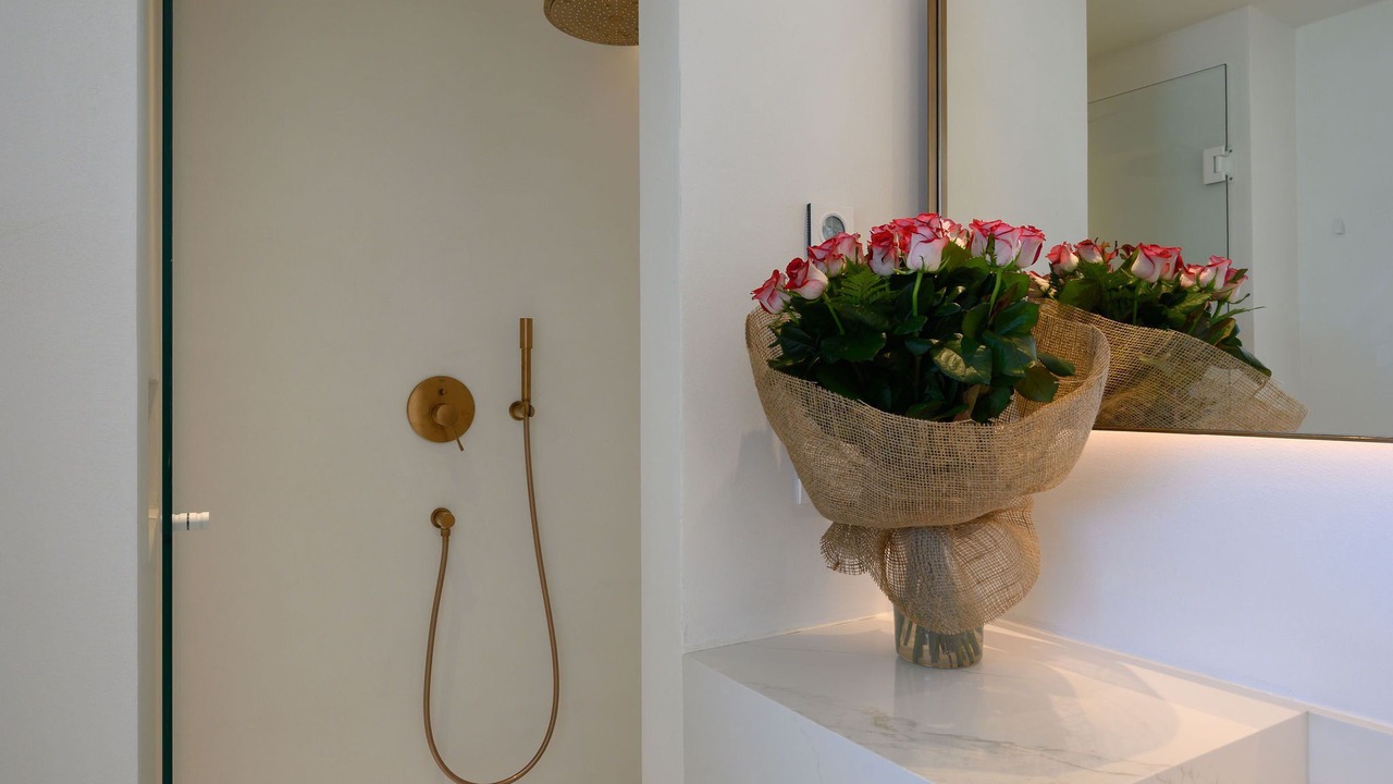Photo of Bathroom in Almyros