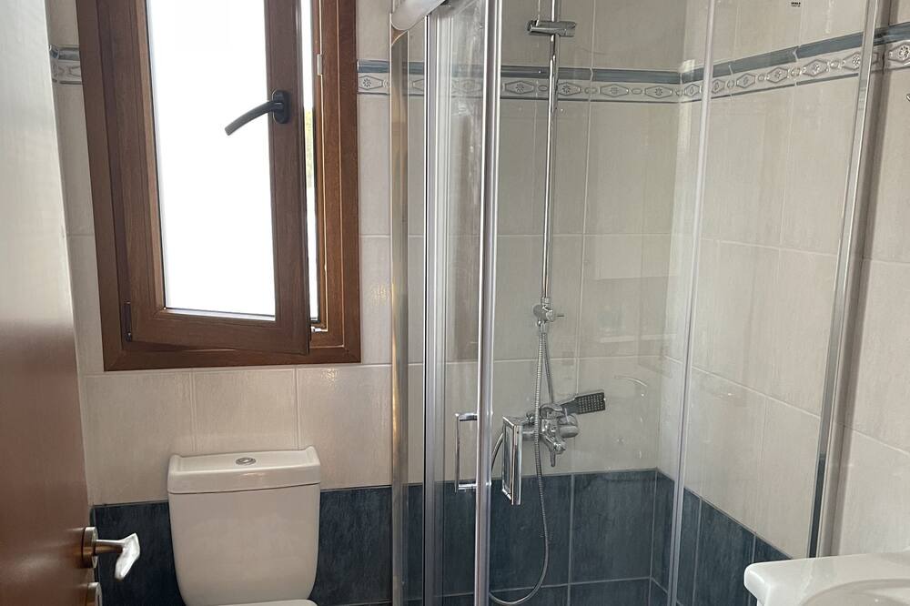 Photo of Bathroom in Markoulata