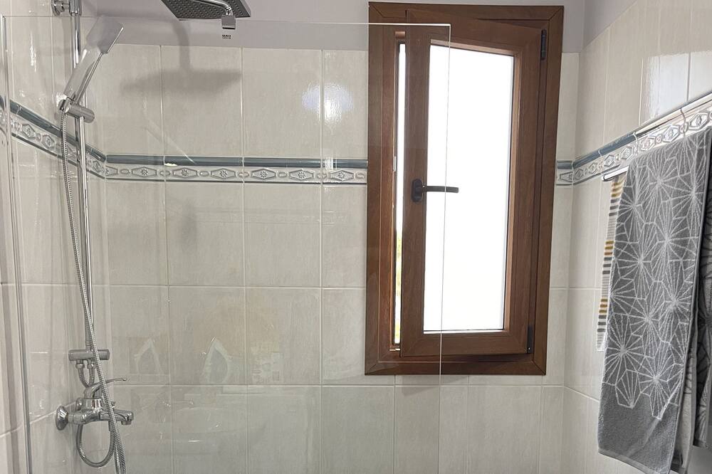 Photo of Bathroom in Markoulata