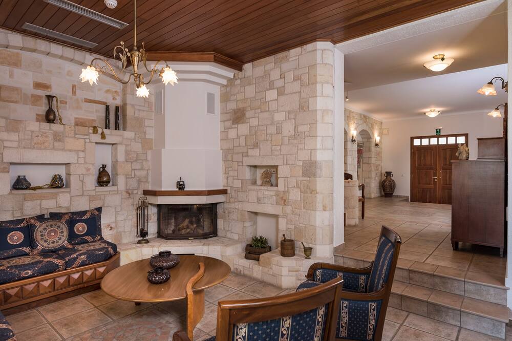 Photo of Livingroom in Maleme