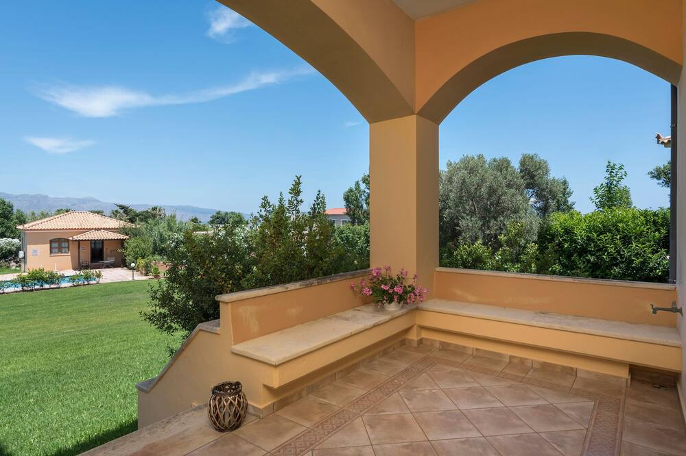 Photo of Patio Balcony in Maleme