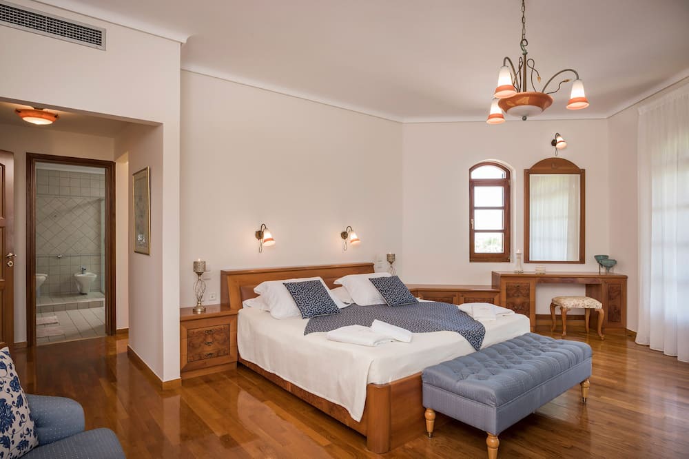Photo of Bedroom in Maleme