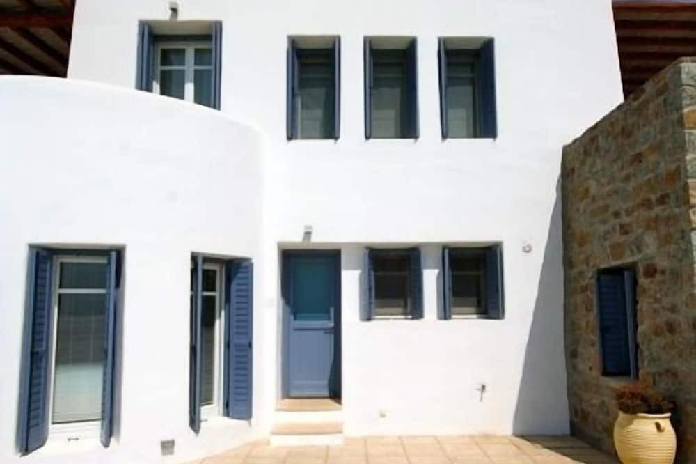 Photo of Outdoor in Kalafatis