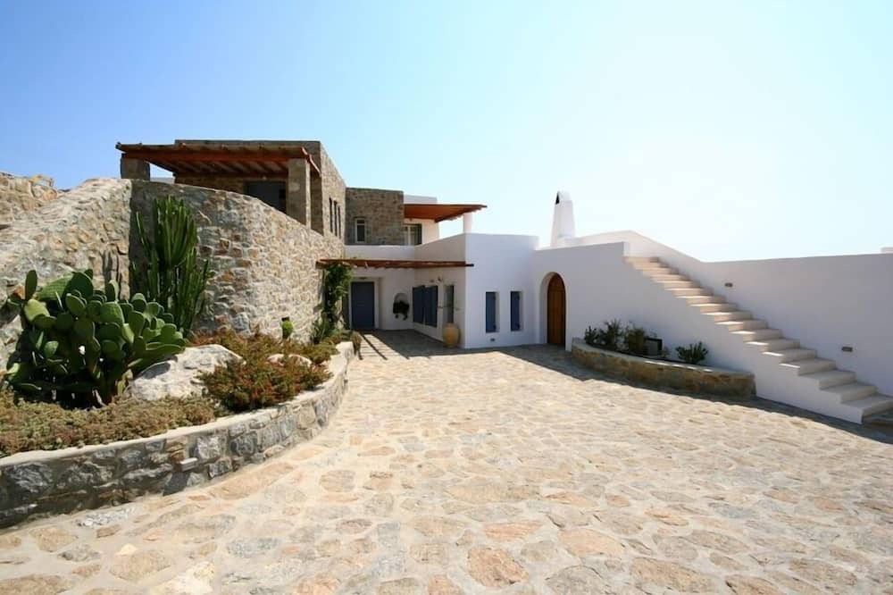 Photo of Outdoor in Kalafatis