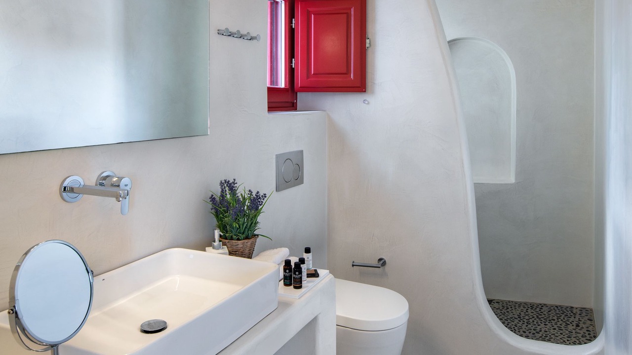 Photo of Bathroom in Oia