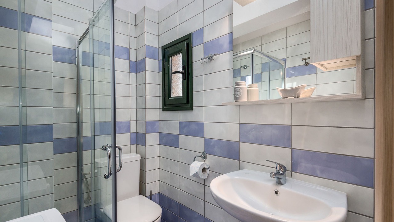 Photo of Bathroom in Toroni