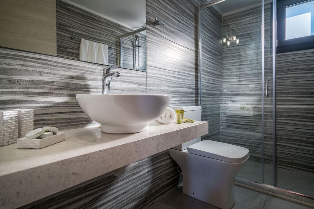 Photo of Bathroom in Fiolitis