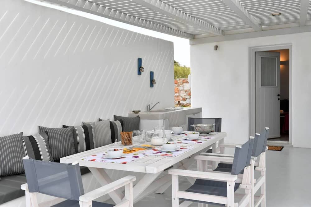 Photo of Patio Balcony in Nea Cryssi Akti