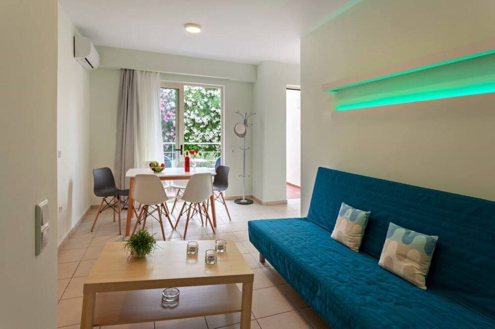 Photo of Livingroom in Platanes