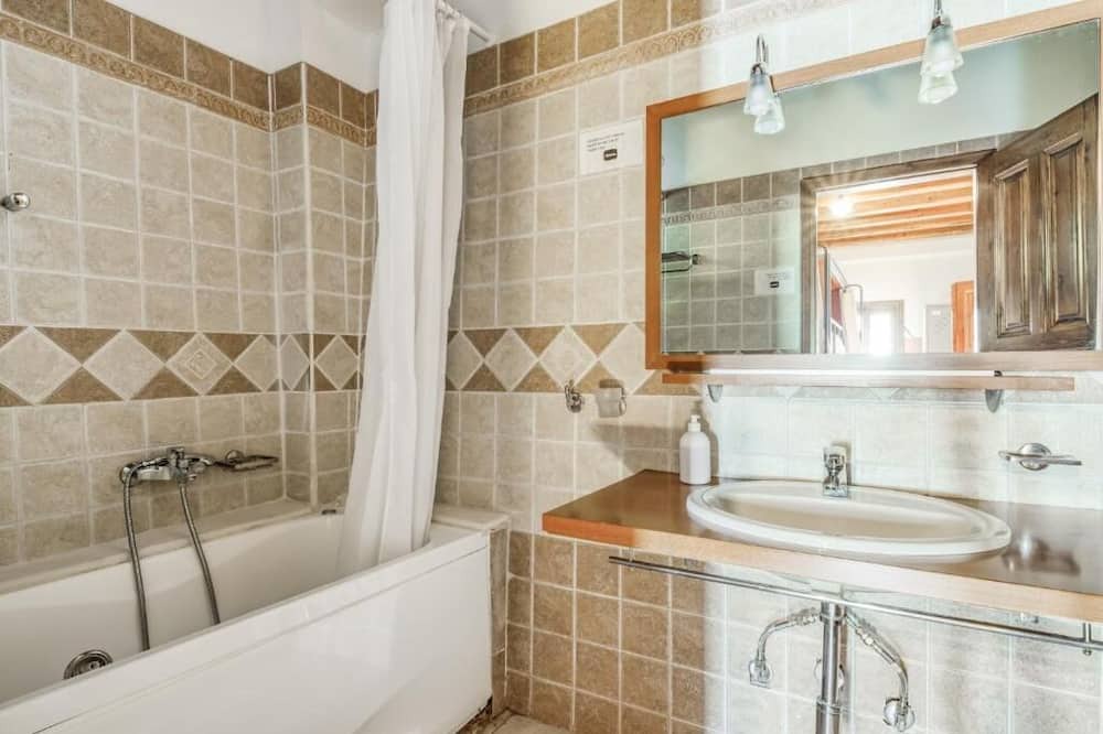 Photo of Bathroom in Makrynitsa
