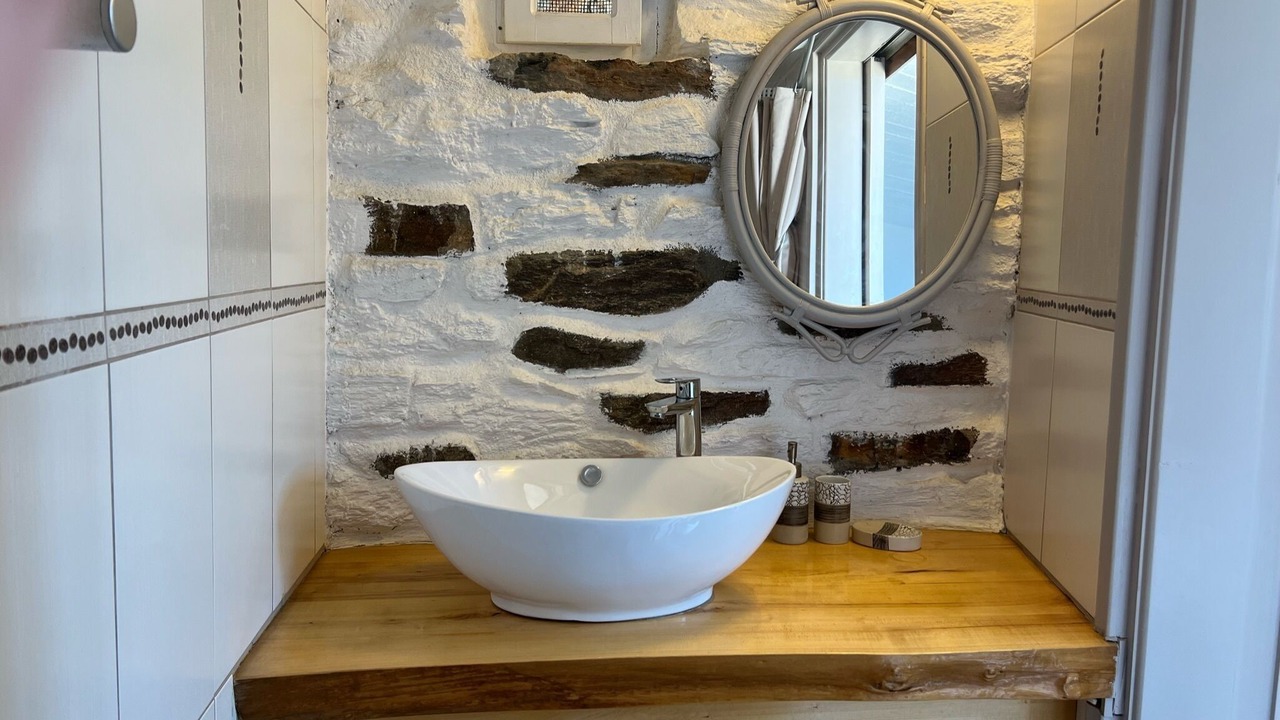 Photo of Bathroom in Koundouros