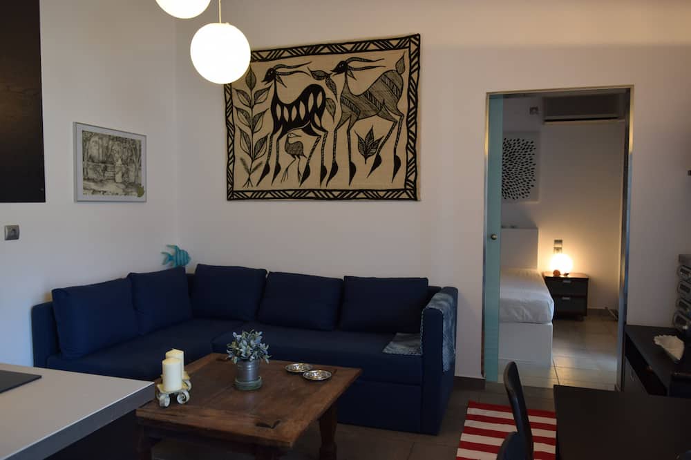 Photo of Livingroom in Ormos Korthiou